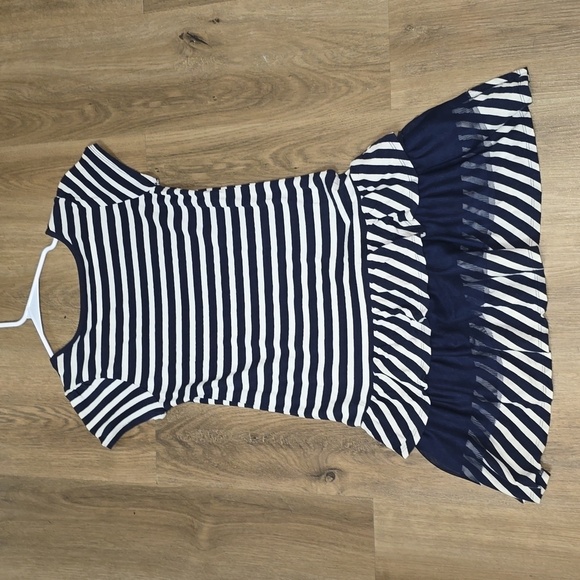 NWOT GIRL'S DRESS - Picture 15 of 16